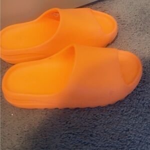 Yeezy Adidas slides